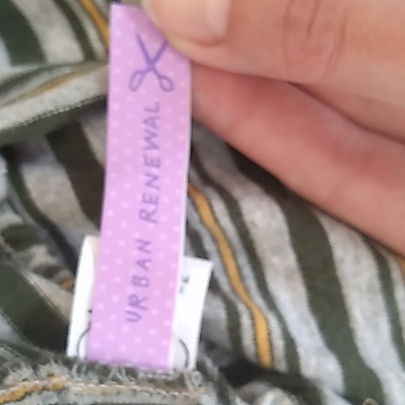 Urban Renewal striped halter top - Picture 4 of 5